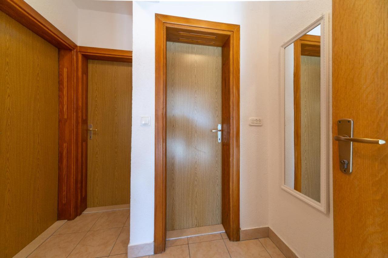 Apartmani Dada ビオグラード・ナ・モル エクステリア 写真